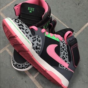 Nike Morgan Mid Pink Animal Print